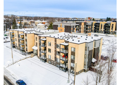 Mieszkanie na sprzedaż - 467 Rue Castonguay, Saint-Jérôme, QC J7Y0G2, CA Saint-Jérôme, Kanada, 96 m², 233 550 USD (957 555 PLN), NET-101830074