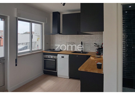 Mieszkanie na sprzedaż - Figueira Da Foz, Portugalia, 101 m², 174 537 USD (713 855 PLN), NET-99457385