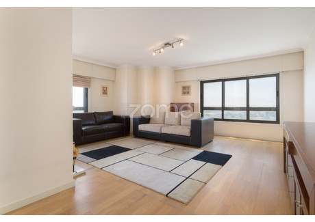 Mieszkanie na sprzedaż - Porto, Portugalia, 230 m², 712 293 USD (2 977 386 PLN), NET-80572463