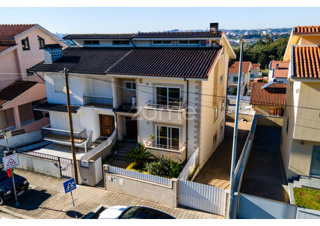 Dom na sprzedaż - Gondomar, Portugalia, 162 m², 403 284 USD (1 685 726 PLN), NET-92584446