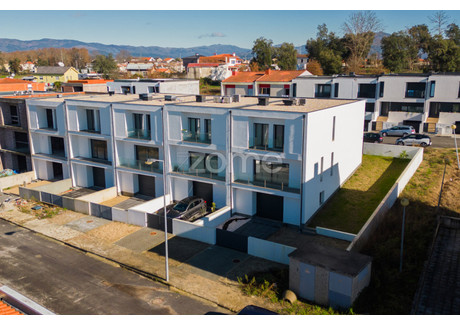 Dom na sprzedaż - Vila Verde, Portugalia, 196 m², 373 729 USD (1 498 653 PLN), NET-94422913