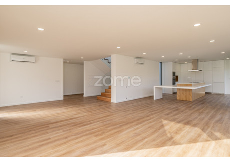 Dom na sprzedaż - Braga, Portugalia, 210 m², 450 291 USD (1 868 706 PLN), NET-93986059