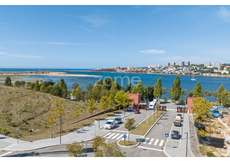 Mieszkanie na sprzedaż - Vila Nova De Gaia, Portugalia, 131 m², 826 784 USD (3 389 815 PLN), NET-90087311