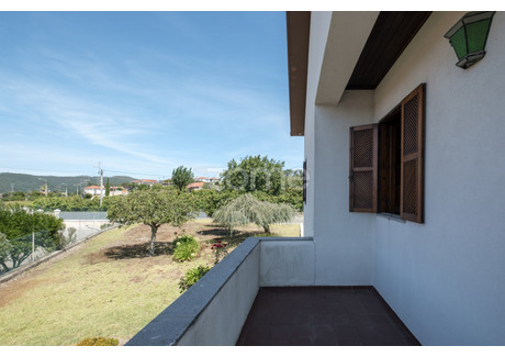 Dom na sprzedaż - Guimaraes, Portugalia, 296 m², 390 686 USD (1 597 906 PLN), NET-91696914