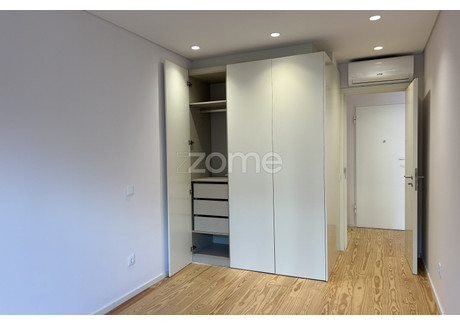 Mieszkanie na sprzedaż - Porto, Portugalia, 53 m², 269 139 USD (1 116 928 PLN), NET-93145087