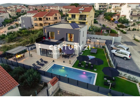 Dom na sprzedaż - Šibensko-Kninska Županija, Šibenik-Okolica, Šibeni, Chorwacja, 250 m², 1 208 045 USD (4 916 745 PLN), NET-102841736