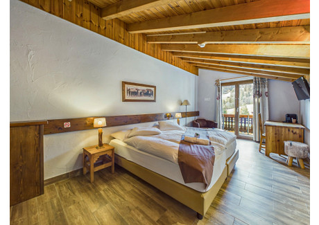 Hotel na sprzedaż - Les Diablerets, Szwajcaria, 3000 m², 5 049 640 USD (20 552 033 PLN), NET-102811385