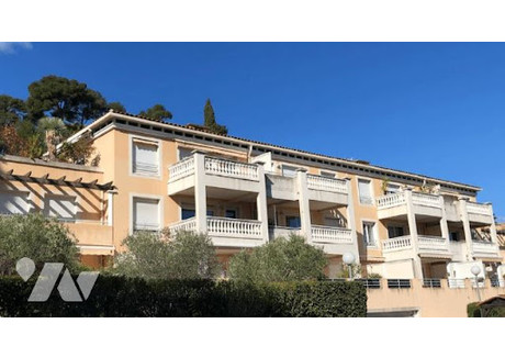 Mieszkanie na sprzedaż - Hyeres, Francja, 72 m², 308 708 USD (1 262 616 PLN), NET-102142992