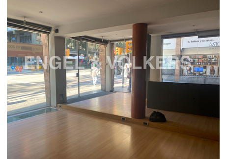 Komercyjne do wynajęcia - Barcelona, Hiszpania, 154 m², 3156 USD (12 845 PLN), NET-102809277