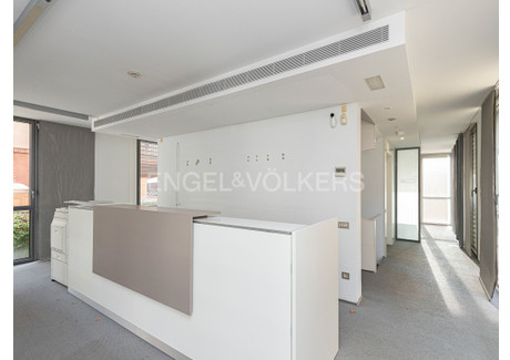 Biuro do wynajęcia - Barcelona, Hiszpania, 548 m², 11 863 USD (47 094 PLN), NET-98430757