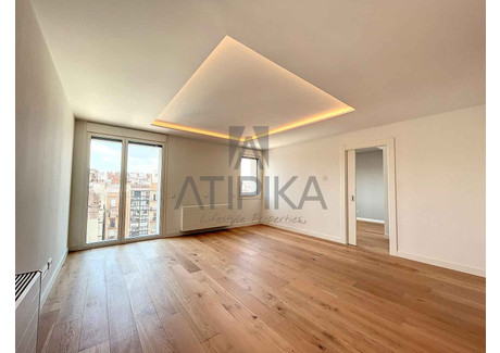 Mieszkanie na sprzedaż - Eixample - L'Antiga Esquerra de l'Eixample Barcelona, Hiszpania, 91 m², 715 008 USD (2 817 130 PLN), NET-89877109
