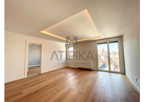 Mieszkanie na sprzedaż - Eixample - L'Antiga Esquerra de l'Eixample Barcelona, Hiszpania, 93 m², 731 258 USD (2 815 343 PLN), NET-91727670