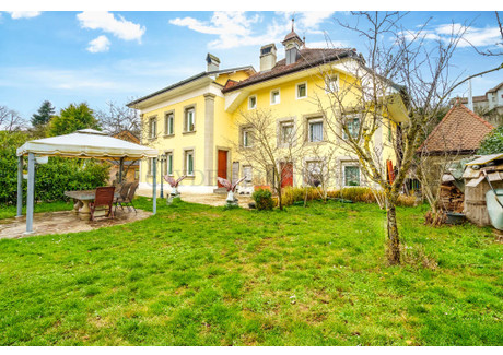 Dom na sprzedaż - Moudon, Szwajcaria, 300 m², 1 483 989 USD (6 158 556 PLN), NET-96373966