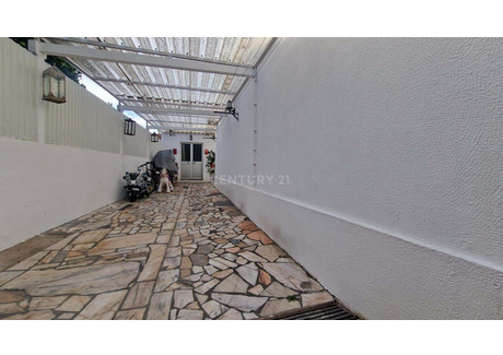 Dom na sprzedaż - Charneca De Caparica E Sobreda, Portugalia, 195 m², 356 301 USD (1 489 339 PLN), NET-101812955