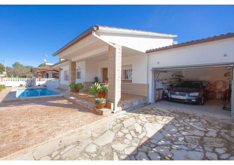 Dom na sprzedaż - La Bisbal Del Penedes, Hiszpania, 270 m², 271 532 USD (1 069 835 PLN), NET-87667918