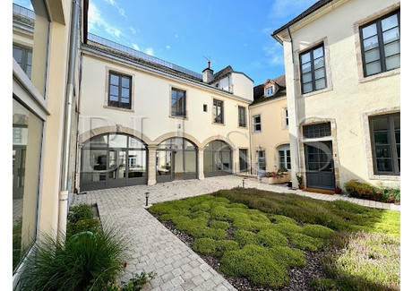 Mieszkanie na sprzedaż - Beaune, Francja, 87 m², 511 021 USD (2 095 185 PLN), NET-103082421