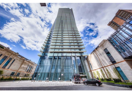 Mieszkanie do wynajęcia - 2105 - 65 St. Mary St Toronto, Kanada, 65,03 m², 2234 USD (9159 PLN), NET-101901430