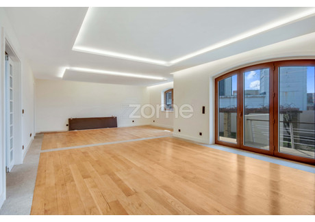 Dom na sprzedaż - Vila Nova De Gaia, Portugalia, 289 m², 1 024 380 USD (4 199 959 PLN), NET-96477784