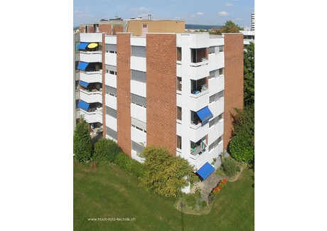 Mieszkanie do wynajęcia - Unterwartweg Muttenz, Szwajcaria, 80 m², 2134 USD (8729 PLN), NET-98557573