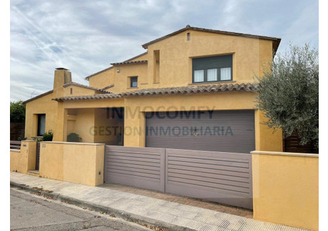 Dom na sprzedaż - La Bisbal D'emporda, Hiszpania, 385 m², 599 489 USD (2 505 864 PLN), NET-93922596