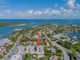 Dom na sprzedaż - 105 Desota Street Hutchinson Island South, Usa, 253,53 m², 1 799 999 USD (7 091 996 PLN), NET-96027496