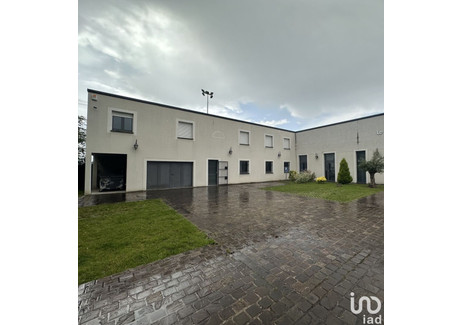 Komercyjne na sprzedaż - Saint-Fargeau-Ponthierry, Francja, 3000 m², 2 395 184 USD (9 796 304 PLN), NET-97937078