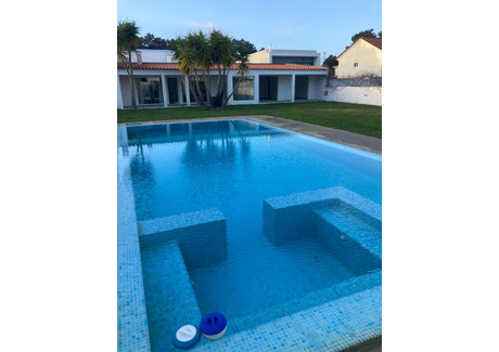 Dom na sprzedaż - Setúbal, Charneca De Caparica E Sobreda, Portugalia, 330 m², 1 405 125 USD (5 746 962 PLN), NET-95893689