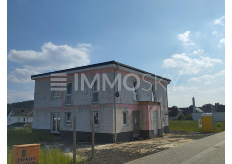 Dom na sprzedaż - Allendorf (Lumda), Niemcy, 109 m², 443 975 USD (1 704 864 PLN), NET-100643827