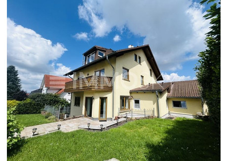 Dom na sprzedaż - Taunusstein, Niemcy, 305 m², 978 712 USD (3 924 636 PLN), NET-101818974