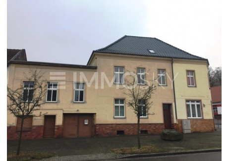 Dom na sprzedaż - Falkenberg (Mark), Niemcy, 407 m², 474 615 USD (1 945 923 PLN), NET-102400838