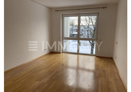 Mieszkanie na sprzedaż - Germering, Niemcy, 60 m², 484 295 USD (1 985 610 PLN), NET-102638098