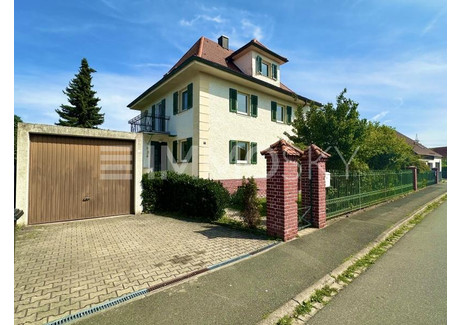 Dom na sprzedaż - Oberasbach, Niemcy, 150 m², 665 942 USD (2 710 382 PLN), NET-102755535