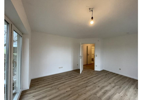 Mieszkanie na sprzedaż - Aspach Bei Backnang, Niemcy, 48 m², 211 944 USD (868 969 PLN), NET-102938050