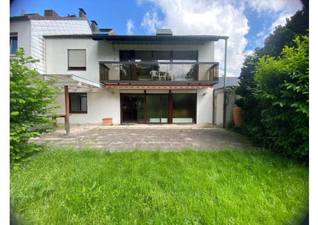 Dom na sprzedaż - Dortmund, Niemcy, 189 m², 643 755 USD (2 594 333 PLN), NET-98819787