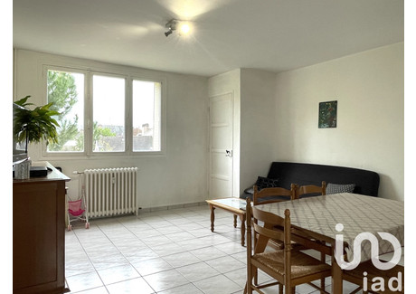 Mieszkanie na sprzedaż - Troyes, Francja, 53 m², 77 394 USD (297 967 PLN), NET-97155252