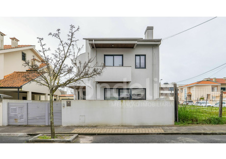 Dom na sprzedaż - Rua do Sol Poente nrº Matosinhos E Leça Da Palmeira, Portugalia, 231 m², 704 174 USD (2 774 447 PLN), NET-96397210