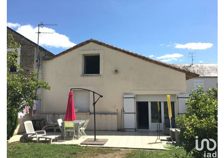 Dom na sprzedaż - Saint-Martin-La-Pallu, Francja, 82 m², 132 444 USD (517 855 PLN), NET-100879610