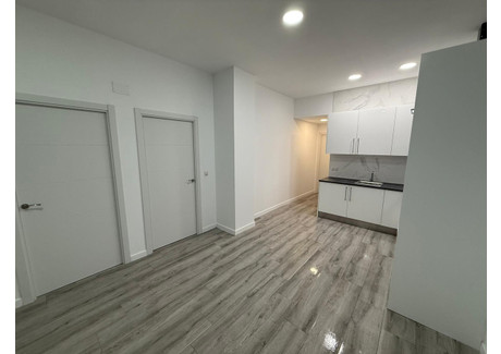 Mieszkanie na sprzedaż - La Carihuela, Hiszpania, 64 m², 371 193 USD (1 518 177 PLN), NET-102226882