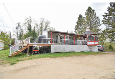 Dom na sprzedaż - 15 Mtée Levert, Ripon, QC J0V1V0, CA Ripon, Kanada, 97 m², 252 670 USD (1 028 366 PLN), NET-95967646