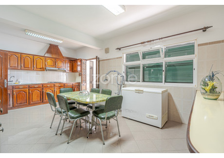 Dom na sprzedaż - Funchal, Portugalia, 180 m², 786 487 USD (3 201 002 PLN), NET-96771819