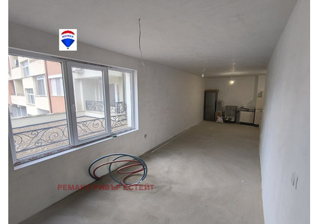 Mieszkanie na sprzedaż - Център/Centar Русе/ruse, Bułgaria, 120 m², 195 219 USD (794 542 PLN), NET-102690774