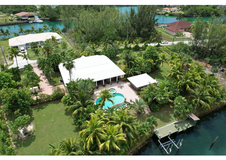 Dom na sprzedaż - Golden Point Circle Grand Bahama, Bahamy, 278,71 m², 899 000 USD (3 658 930 PLN), NET-100810771