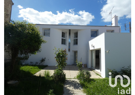 Dom na sprzedaż - Niort, Francja, 125 m², 318 056 USD (1 218 155 PLN), NET-97049476