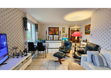 Mieszkanie na sprzedaż - Niort, Francja, 69 m², 163 519 USD (667 157 PLN), NET-94396934