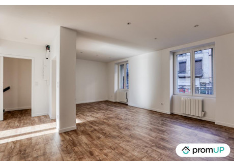 Mieszkanie na sprzedaż - Clermont Ferrand, Francja, 74 m², 244 477 USD (938 790 PLN), NET-94242675