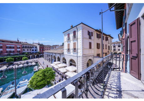 Mieszkanie na sprzedaż - Via Porto Vecchio, Desenzano Del Garda, Włochy, 201 m², 1 683 197 USD (6 850 612 PLN), NET-100070892