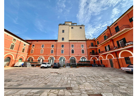 Mieszkanie na sprzedaż - Piazza della Repubblica, Orbetello, Włochy, 81 m², 316 196 USD (1 293 241 PLN), NET-102012049