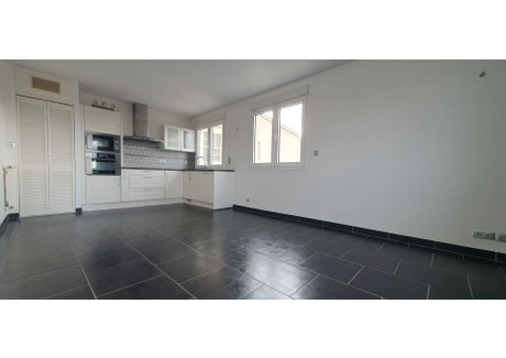 Mieszkanie do wynajęcia - Saint-Jean-Le-Blanc, Francja, 55 m², 720 USD (2952 PLN), NET-103190965