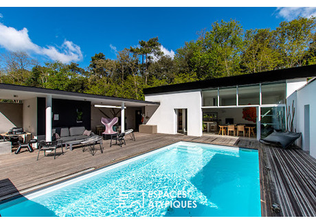 Dom na sprzedaż - Longeville Sur Mer, Francja, 173 m², 963 754 USD (3 797 192 PLN), NET-95997356