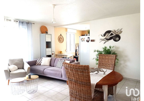 Mieszkanie na sprzedaż - Saintes, Francja, 58 m², 121 236 USD (477 668 PLN), NET-96892918